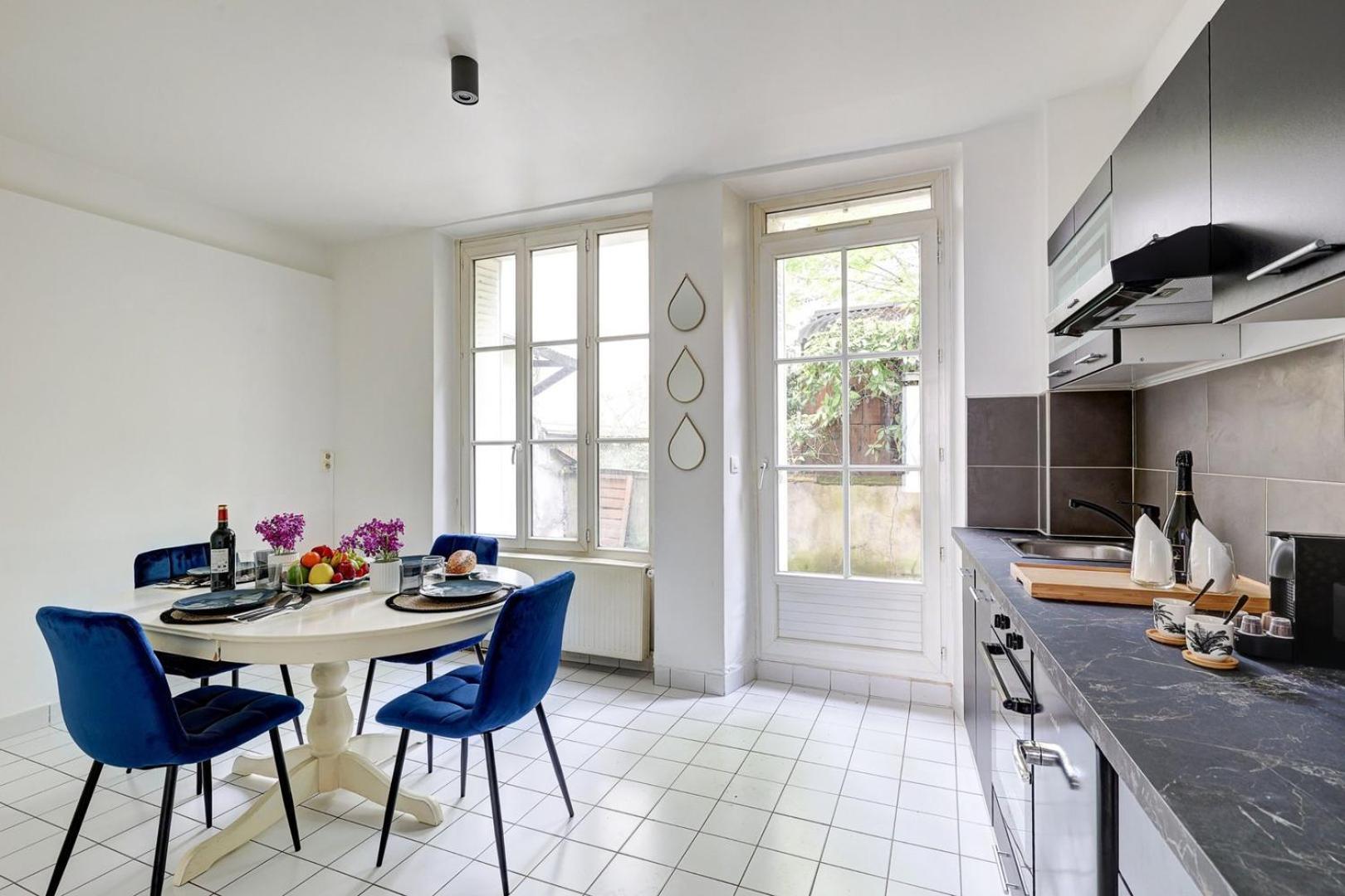 826 Bellanger - Superb In Paris Apartment *
